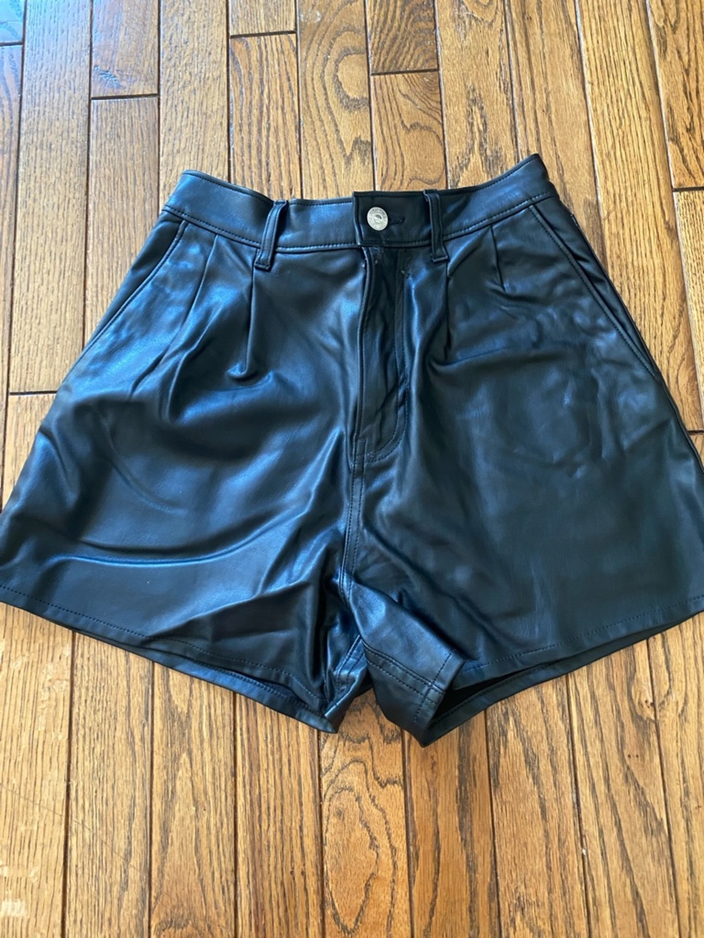 Levi's Black High-Waist Faux Leather Shorts